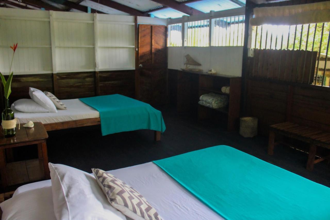 Hotel Refugio Mr Jerry Eco House Bahia Solano Exterior foto
